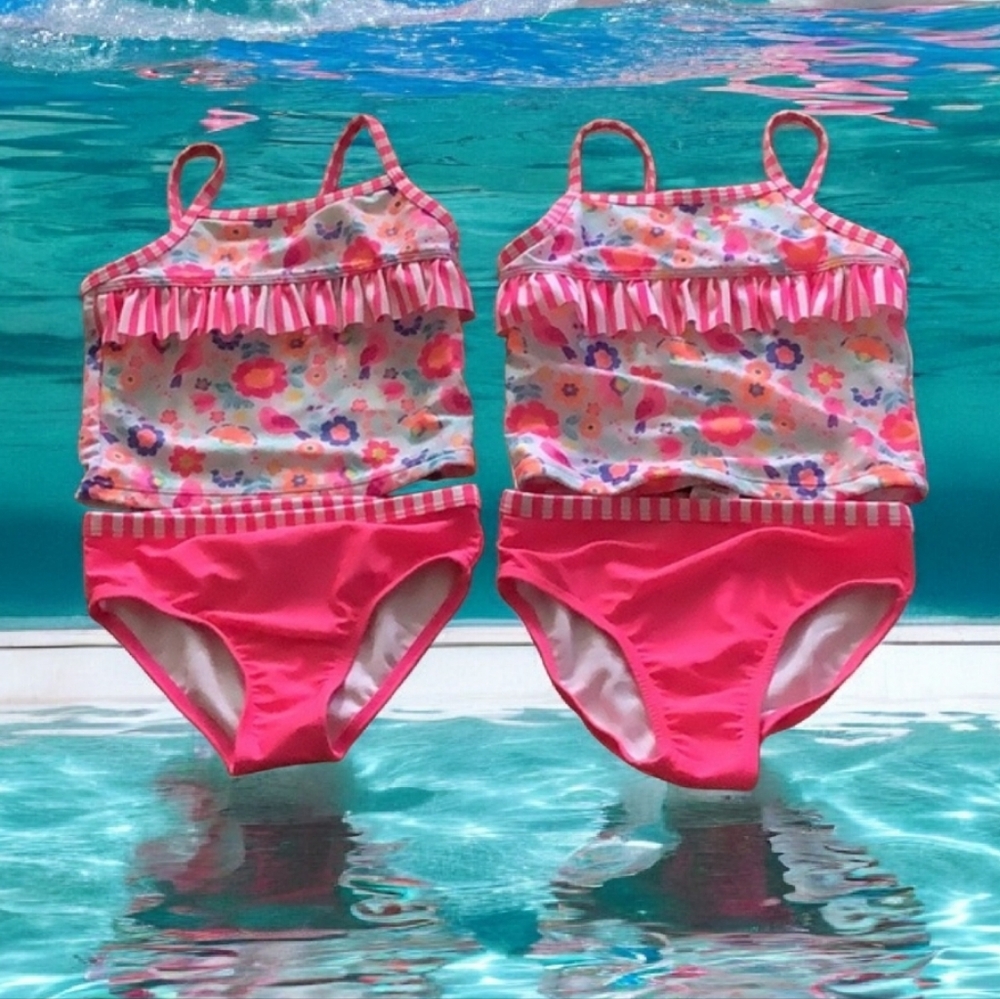 Wonder nation tankinis 3T & 4T pink floral stretchy great condition l price